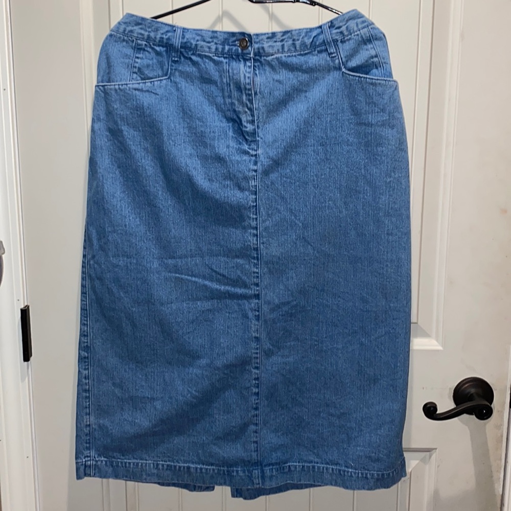 Woman’s Denim Below the Knee Skirt